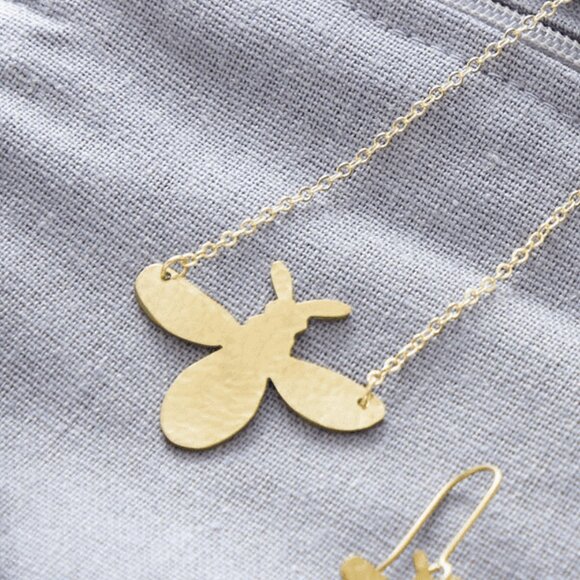 Handmade Hammered Bee Necklace - Picture 1 of 3